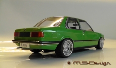 BMW 318i (E21), 1975, green mit  Echtalufelgen   1:18